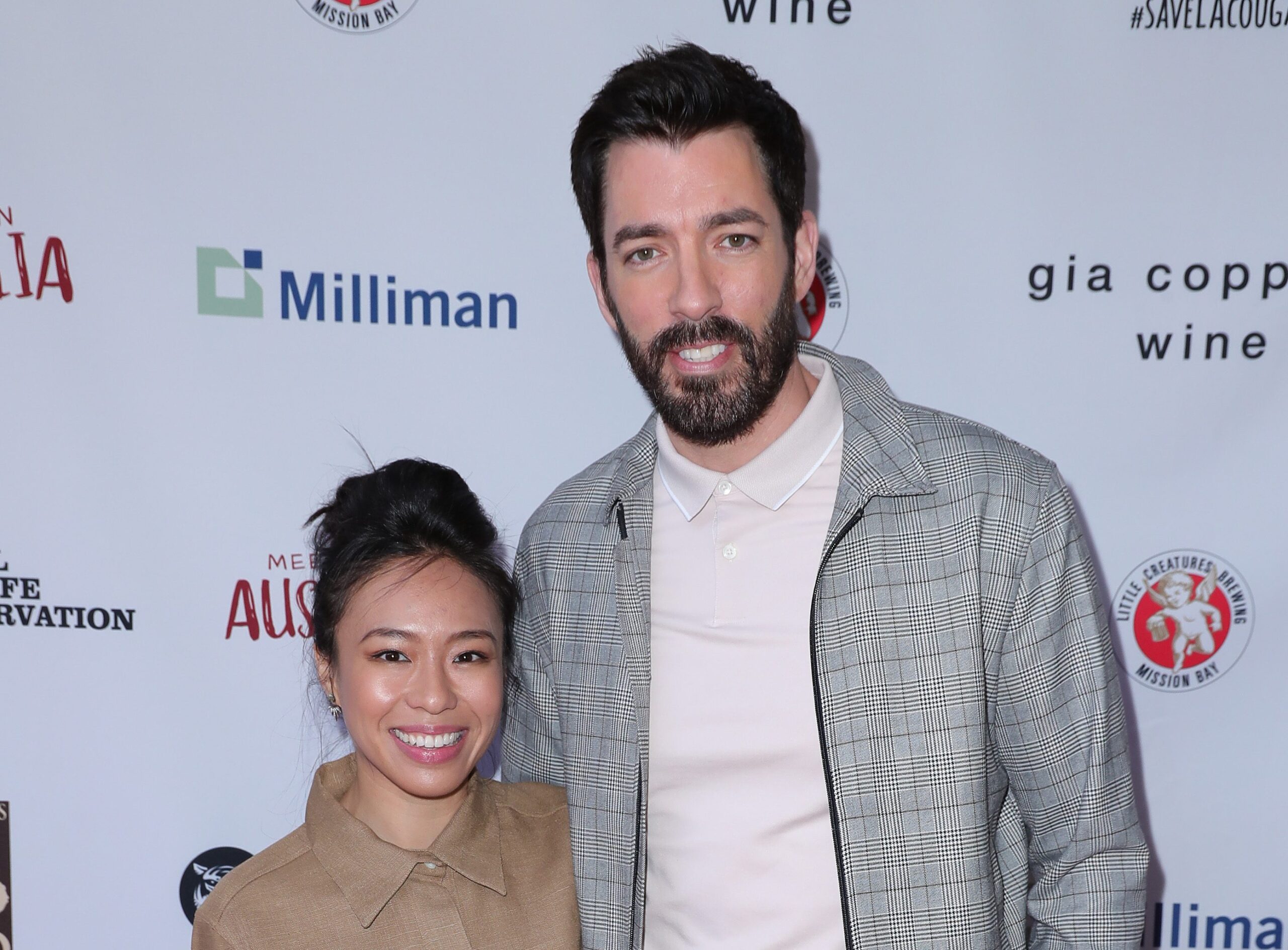 Drew Scott recently revealed images of his children to the public, shedding light on why he had kept them out of the spotlight. Concerned about potential gossip due to their unique appearance, he had chosen to keep them private until now!